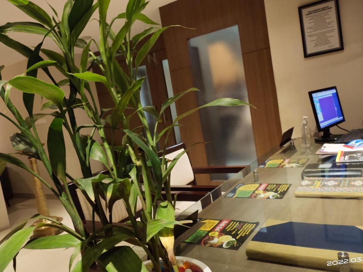Hotel De Grand Кожикоде Екстер'єр фото